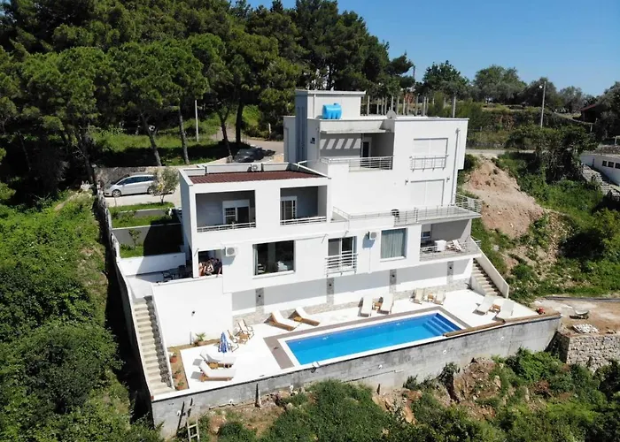Belvedere Apartments