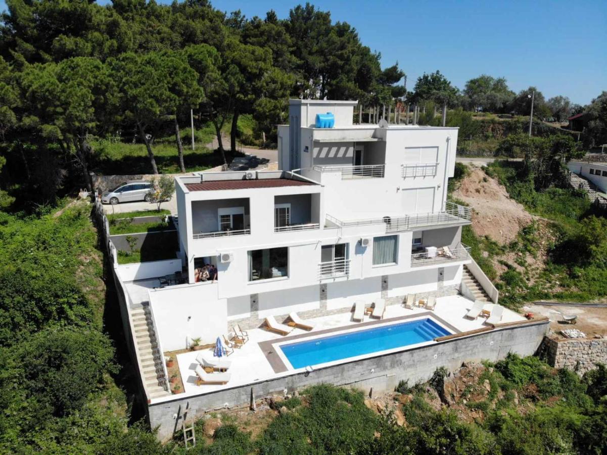 Belvedere